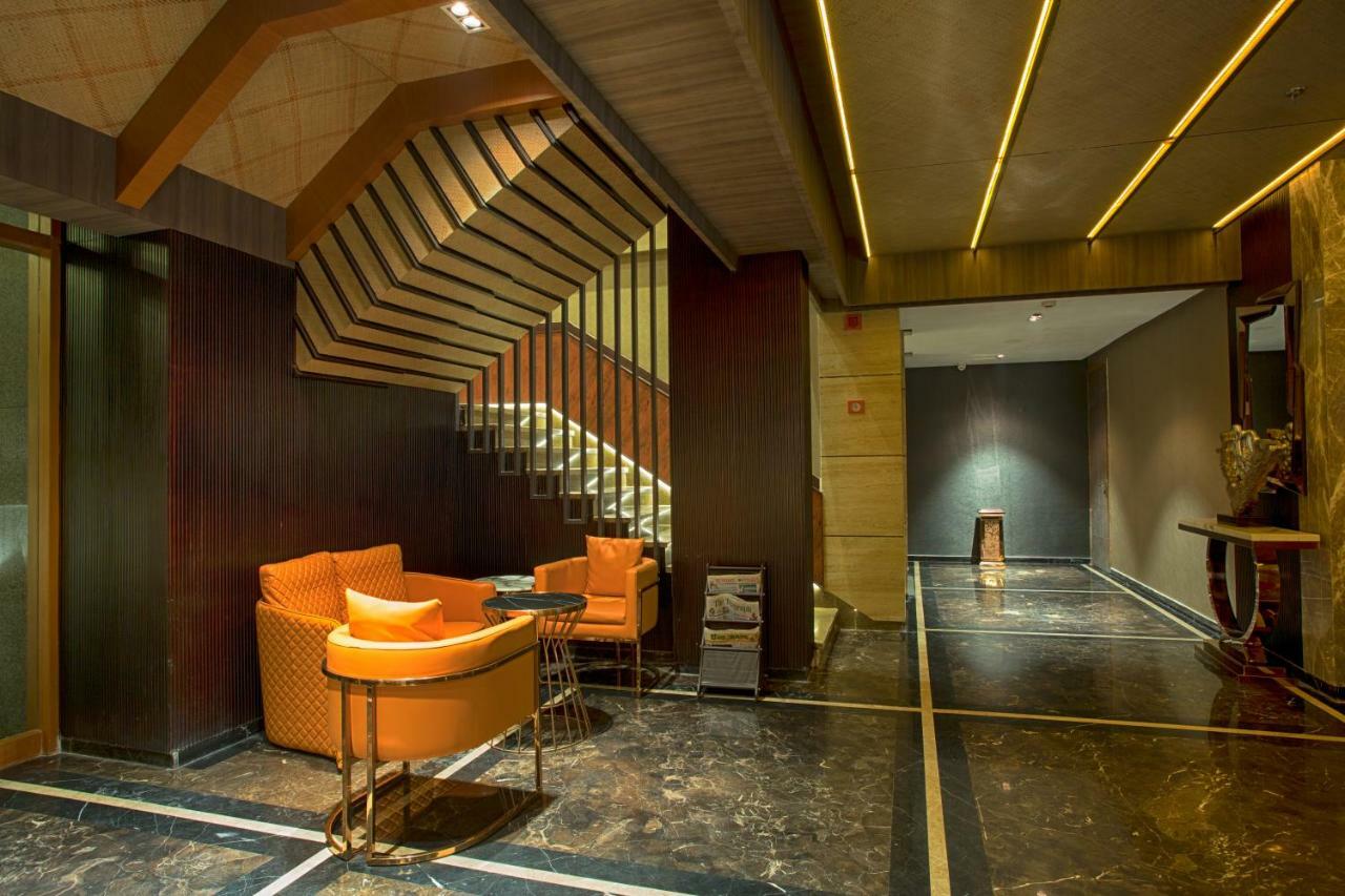 Four Vedas Hotel & Resort Siliguri Buitenkant foto